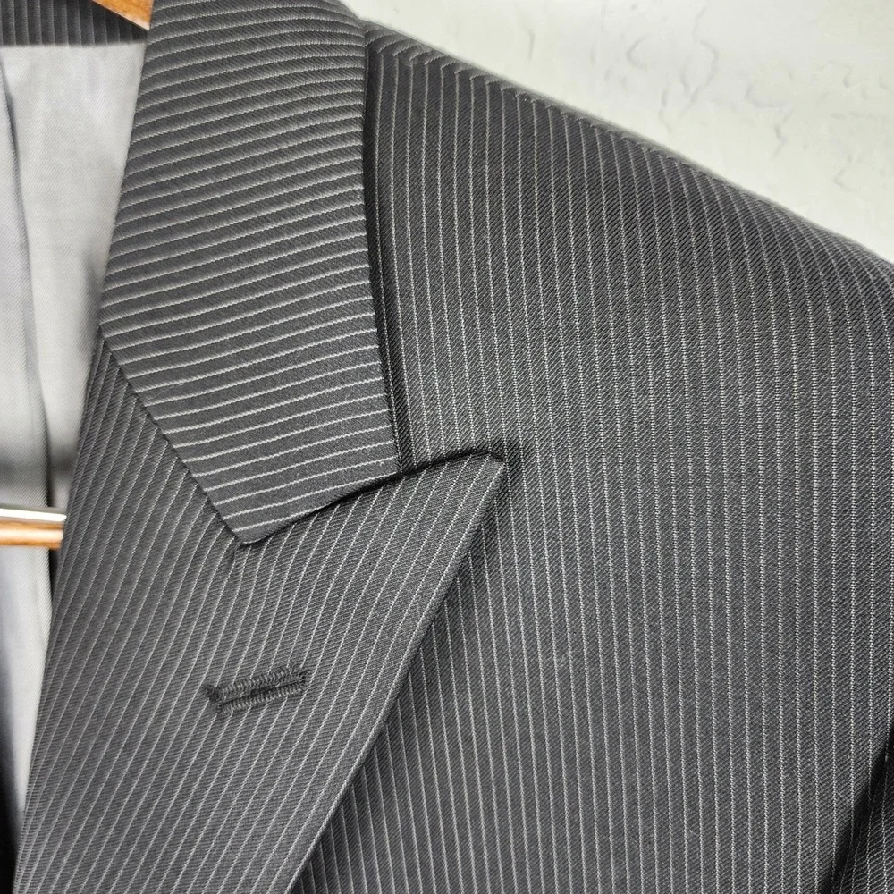 Calvin Klein Wool Blazer Jacket Mens 42R Gray Pinstripe Professional Preppy Work